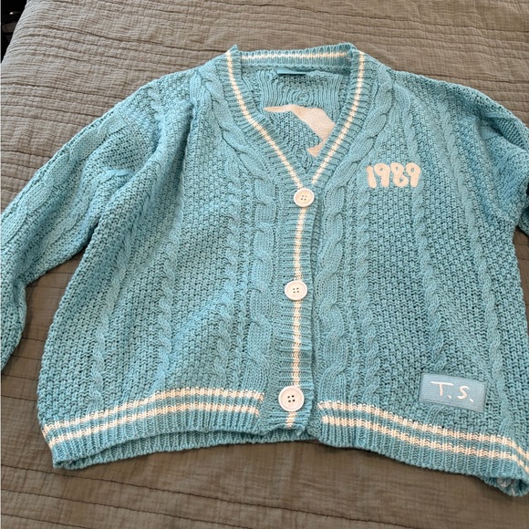 Taylor Swift Sweaters - Taylor Swift 1989 Cardigan!